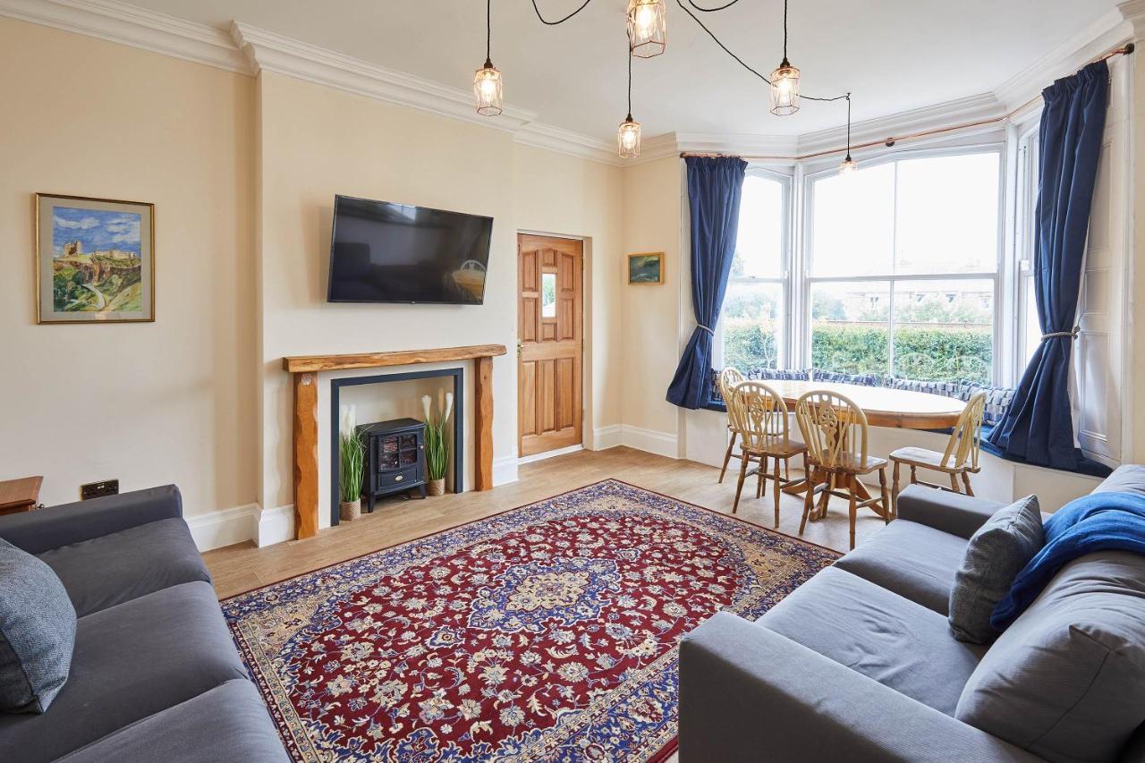 스카버러 Ground Floor At The Old Vicarage 아파트 외부 사진